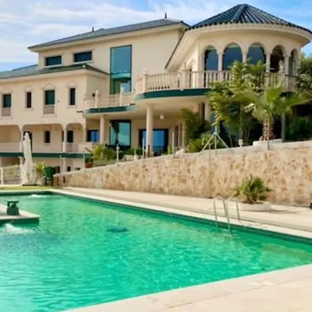 Сasa de vacaciones La Casa Del Tejado Toledo